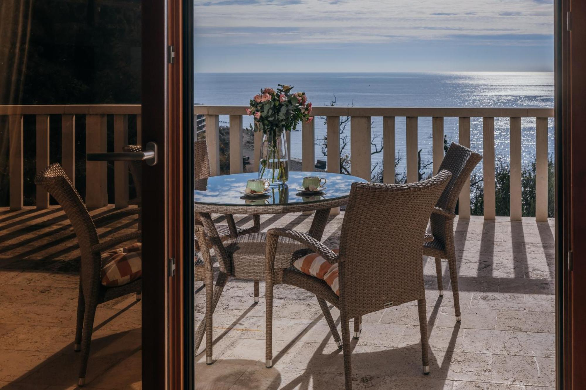 Apartments Pietra Mare Petrovac Buitenkant foto