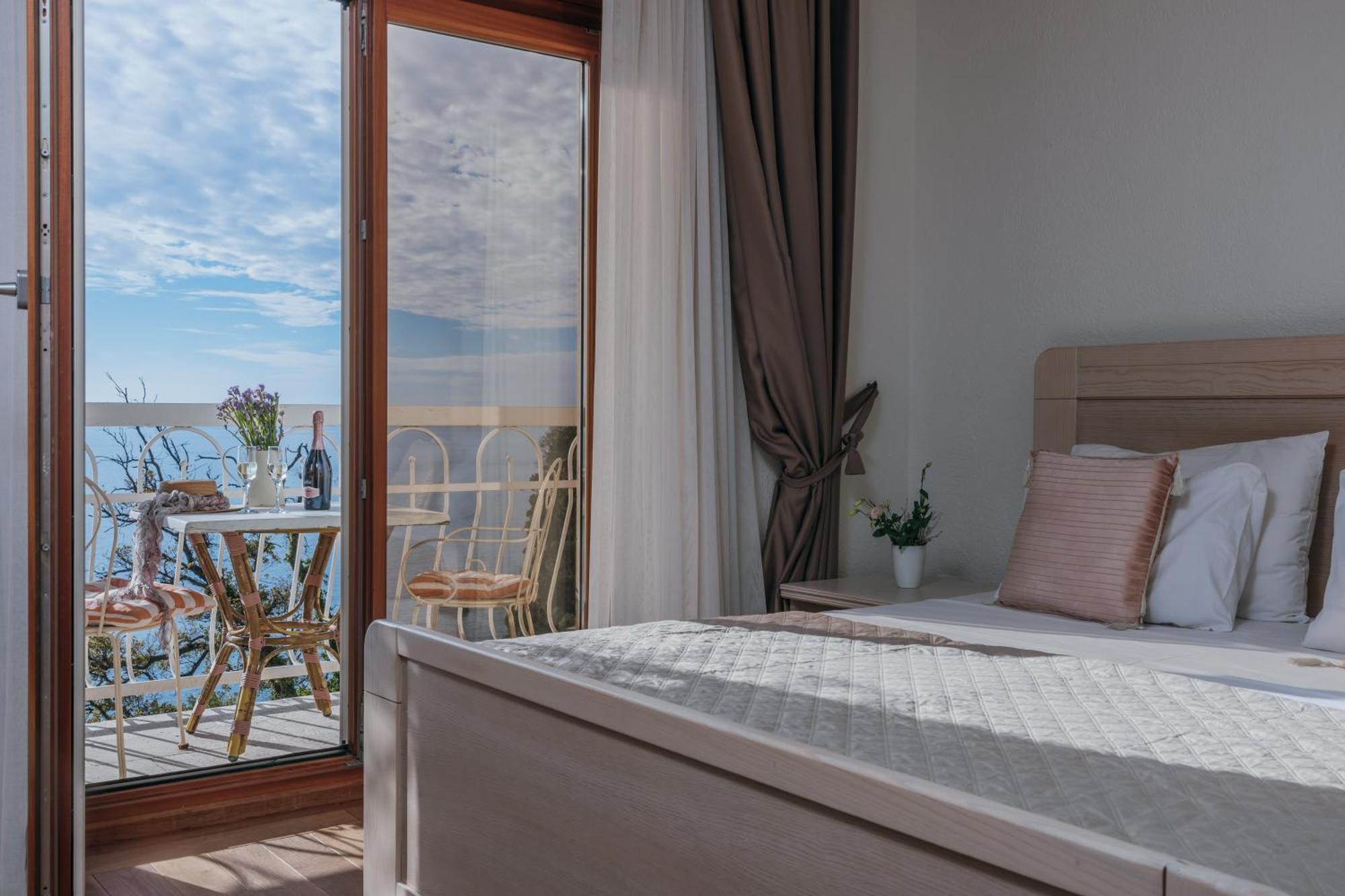 Apartments Pietra Mare Petrovac Buitenkant foto