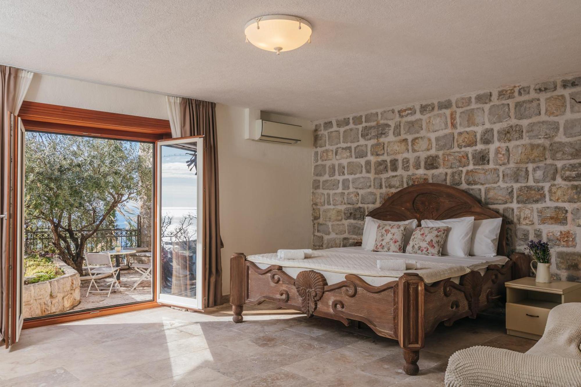 Apartments Pietra Mare Petrovac Buitenkant foto